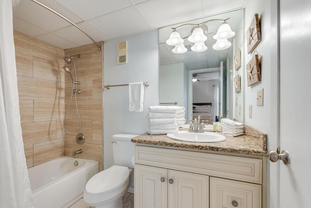 Edgewater T2 #911 Sleeps 10 With Amazing Sunsets! * Panama City Beach
