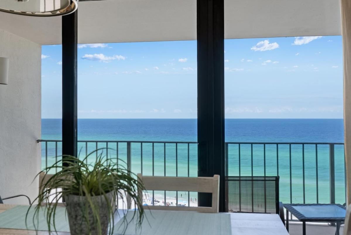 Edgewater T2 #911 Sleeps 10 With Amazing Sunsets! Apartment